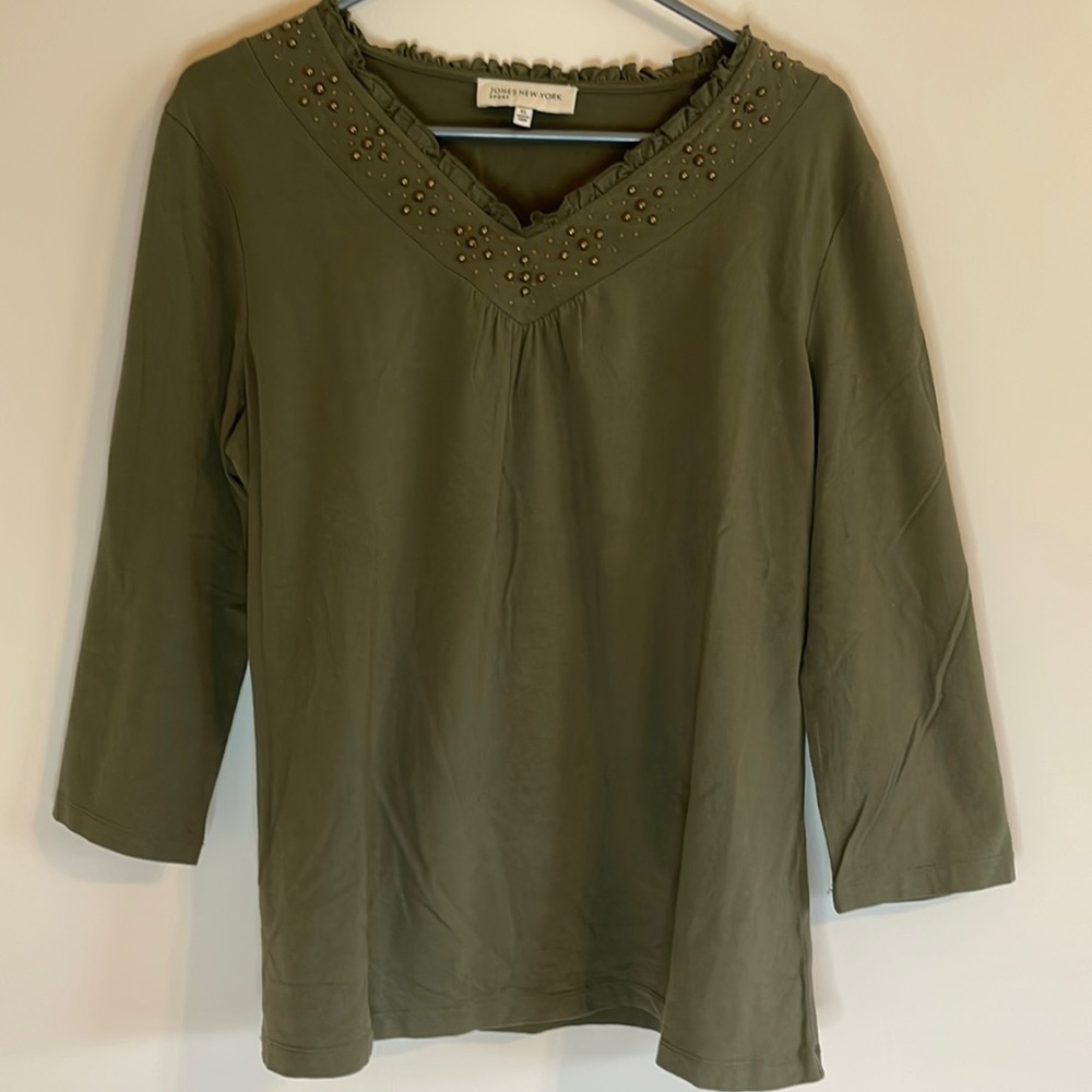 Jones New York Sport Womens XL Olive Green Blouse Beaded V-Neck